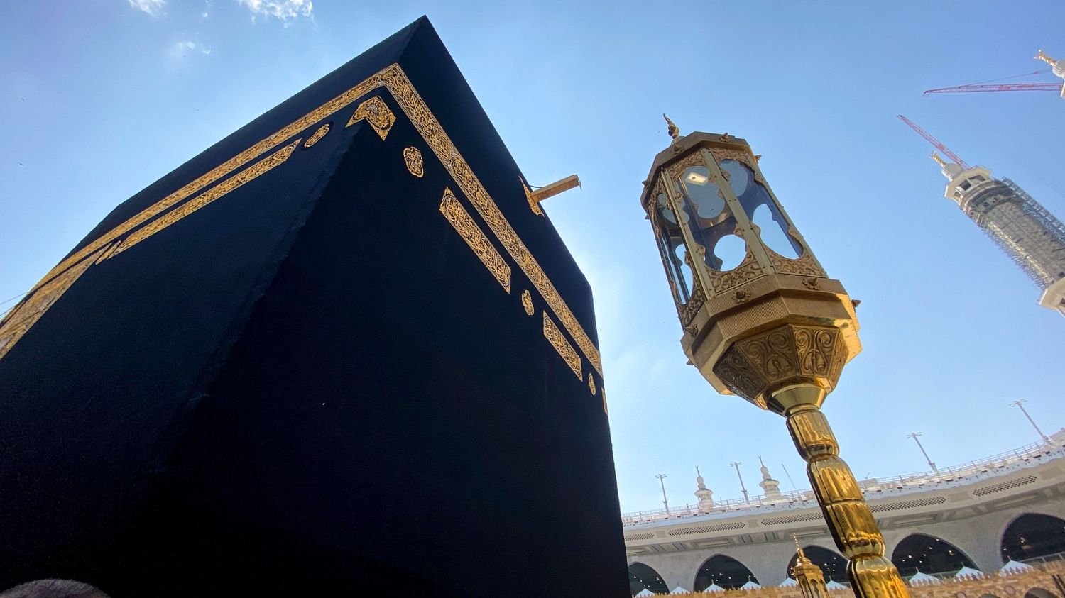 Essential Umrah Package